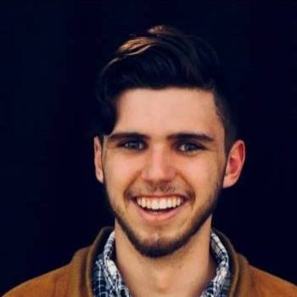 Meet your Posher, Dustin